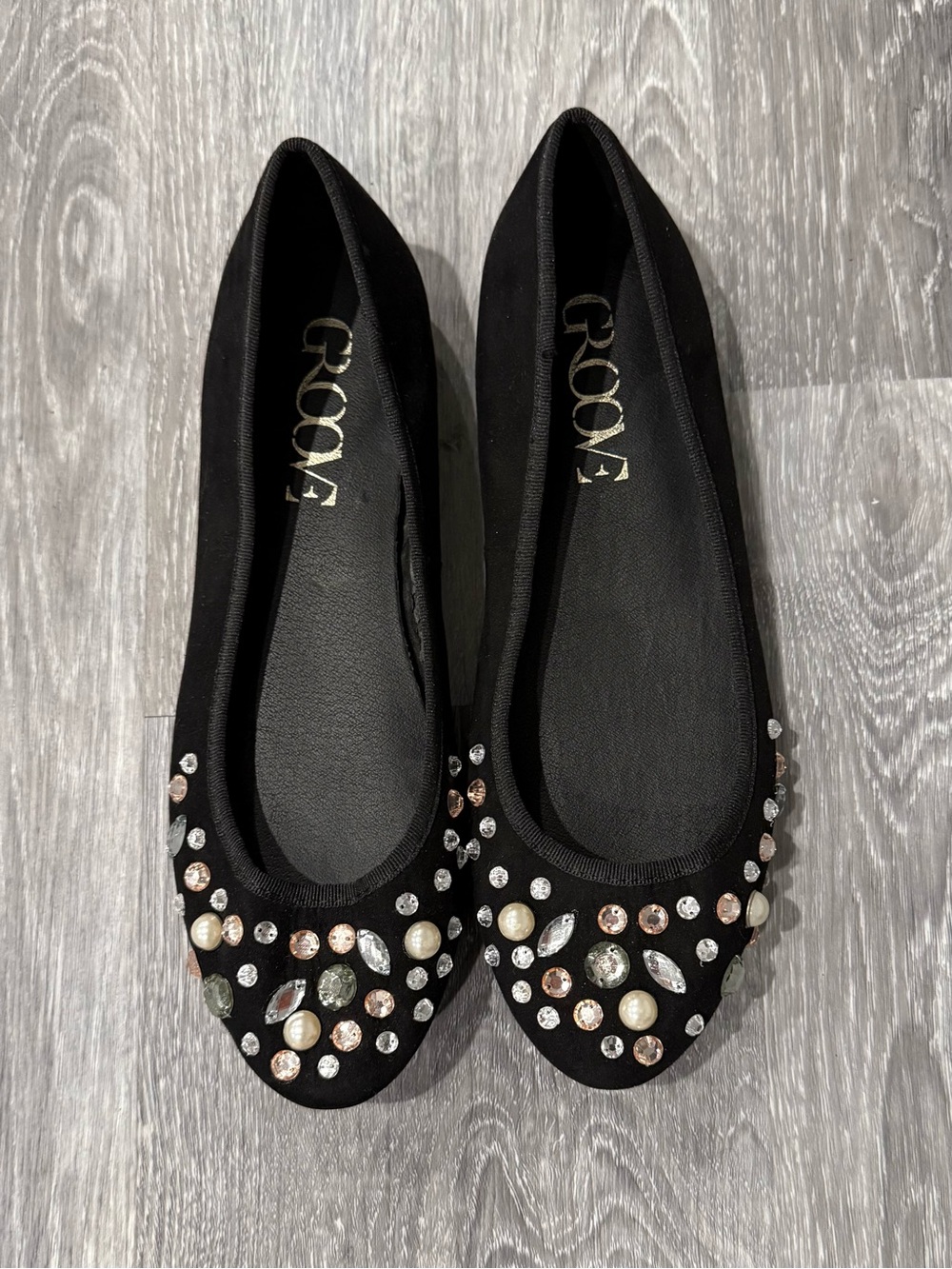 Groove Tessa Black Faux Suede Rhinestone and Pearl Embellished Flats Size 7.5